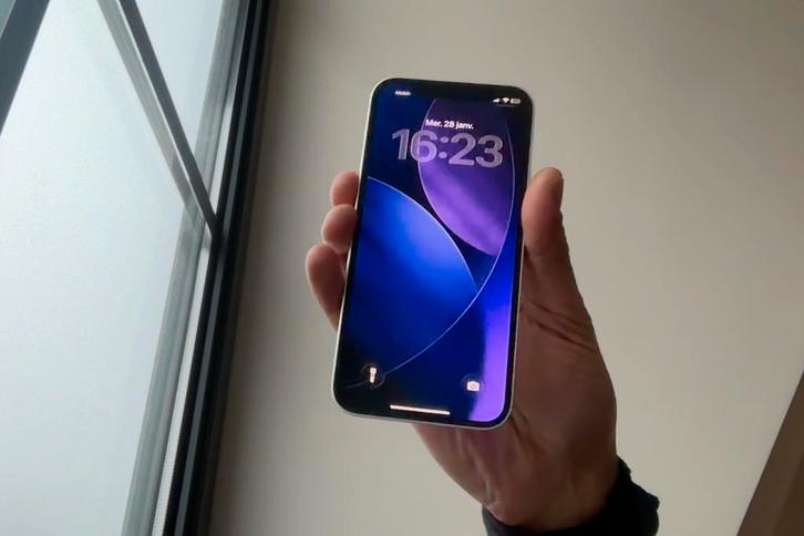 Iphone 12 blanc 64gb, Telecommunicatie, Mobiele telefoons | Apple iPhone, Gebruikt, 64 GB, Zonder abonnement, Zonder simlock, iPhone 12