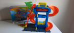 Hot Wheels Tunnel Twist Car Wash, Enlèvement ou Envoi, Comme neuf, Circuit, Hot Wheels