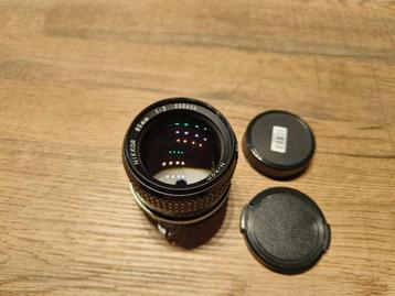 Nikon 85mm AI 2.0 nikkor beschikbaar voor biedingen