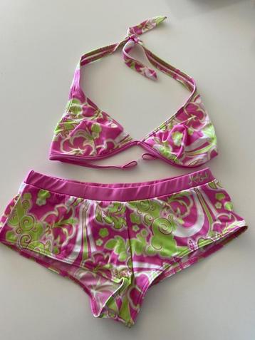 Bikini maui girl  beschikbaar voor biedingen