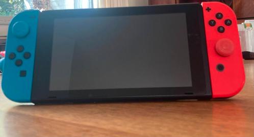 Nintendo switch met toebehoren en spellen, Games en Spelcomputers, Spelcomputers | Nintendo Switch, Zo goed als nieuw, Switch Original