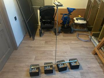 Lamp voor boven tafel beschikbaar voor biedingen