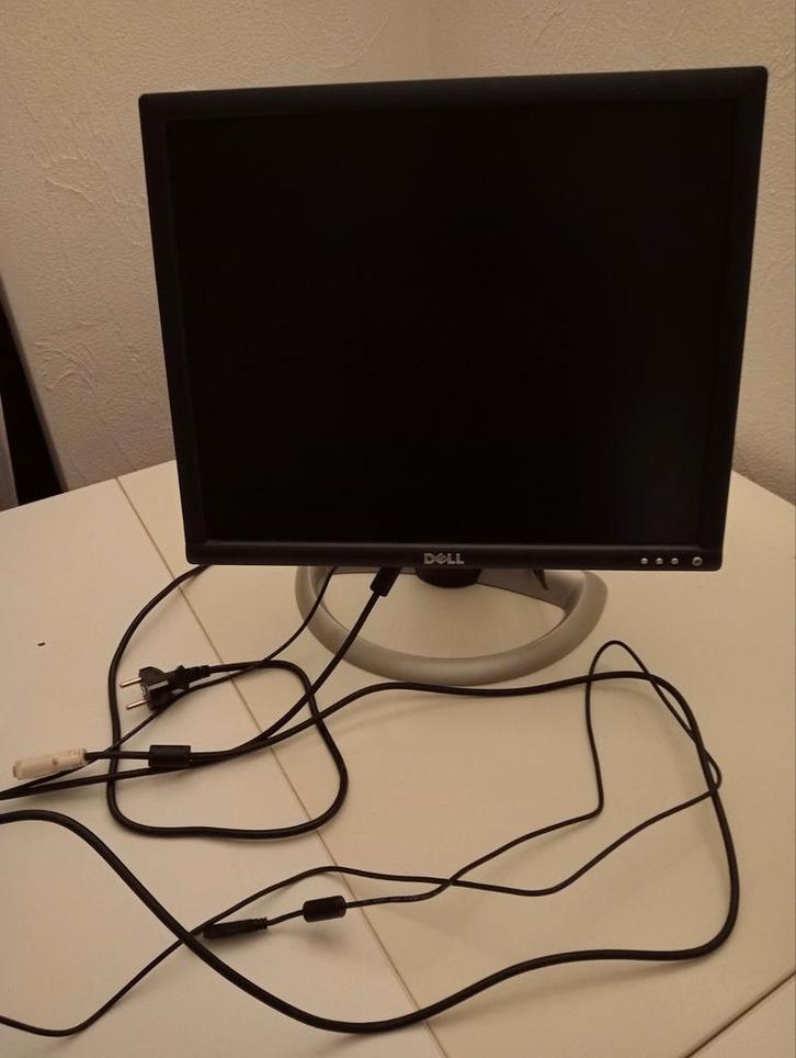 Monitor / beeldscherm / computerscherm Dell 1901FP, Computers en Software, Monitoren, Gebruikt, DVI, VGA, In hoogte verstelbaar