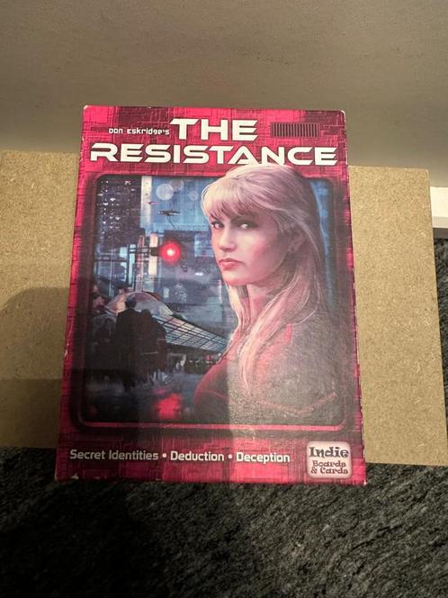 The Resistance - Party Boardgame/Bordspel, Hobby en Vrije tijd, Gezelschapsspellen | Bordspellen, Gebruikt, Drie of vier spelers