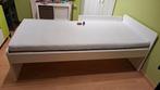 Bed ikea släkt 90x200cm met matras en 2x beschermranden., Huis en Inrichting, Slaapkamer | Bedden, Ophalen, Zo goed als nieuw