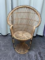 pauwenstoel, Ophalen