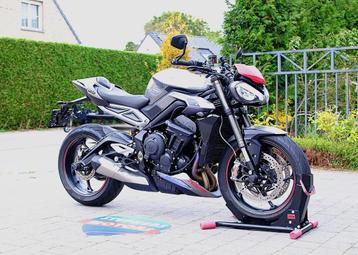 Triumph Street Triple RS beschikbaar voor biedingen