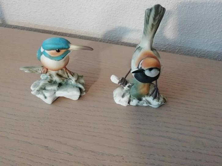 CAPODIMONTE VINTAGE 2 VOGELS PERF STAAT, Verzamelen, Beelden en Beeldjes, Zo goed als nieuw, Ophalen of Verzenden