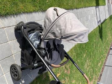 Wandelwagen Joie beschikbaar voor biedingen