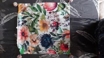 housse de coussin  43 x 43 beschikbaar voor biedingen