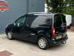 Citroen Berlingo 1.6HDi LED Airco EURO5 3Zits Trekhaak, Auto's, Bestelwagens en Lichte vracht, 4 cilinders, Citroën, Zwart, Bedrijf