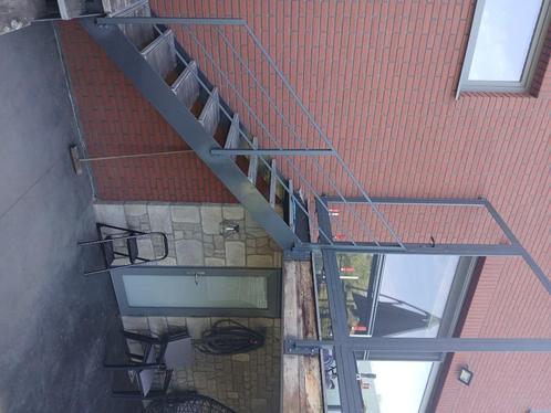 Escaliers sur mesure, Doe-het-zelf en Bouw, Ladders en Trappen, Nieuw, Trap, 4 meter of meer, Ophalen