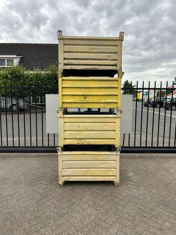 Stalen stapelbak/stapelkist/stapelbakken 100x80x50CM gebruik, Zakelijke goederen, Machines en Bouw | Overig, Ophalen