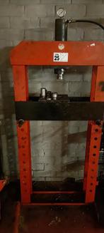 Presse hydraulique 25 tonnes, Enlèvement