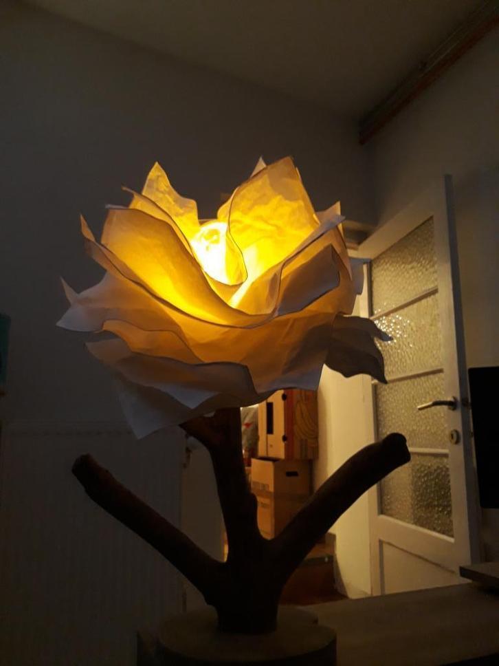 BLOEMLAMP, Huis en Inrichting, Lampen | Wandlampen, Nieuw, Hout, Ophalen