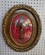 Crucifix sous cloche, Antiquités & Art, Enlèvement