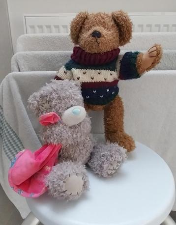 2 knuffelbeertjes (1 van 'me to you') beschikbaar voor biedingen