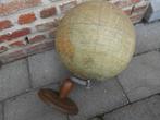 Antieke wereldbol globe uit plaaster jaren 30 (G. Thomas), Ophalen of Verzenden, Gebruikt