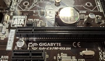 Gigabyte Z97M-DS3H mainboard (s1150) beschikbaar voor biedingen