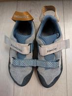 Simond chaussures d' escalade - pointure 38, Sport en Fitness, Klimsport, Ophalen, Zo goed als nieuw