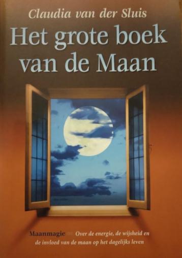 Het grote boek van de maan / Claudia van der Sluis  beschikbaar voor biedingen