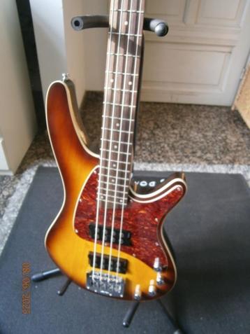 Ibanez SRX 530 beschikbaar voor biedingen