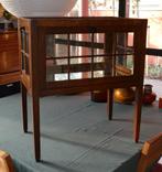 Oud vitrinekastje (64 x 39,5 x 73 cm) +/- 1920, Huis en Inrichting, Ophalen, Gebruikt, Klassiek, Eikenhout