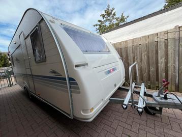 Nette Adria adora 520 met zakluifel in son nederland beschikbaar voor biedingen