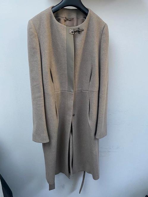 Wintermantel merk Fay, Kleding | Dames, Jassen | Winter, Zo goed als nieuw, Maat 46/48 (XL) of groter, Beige, Ophalen of Verzenden