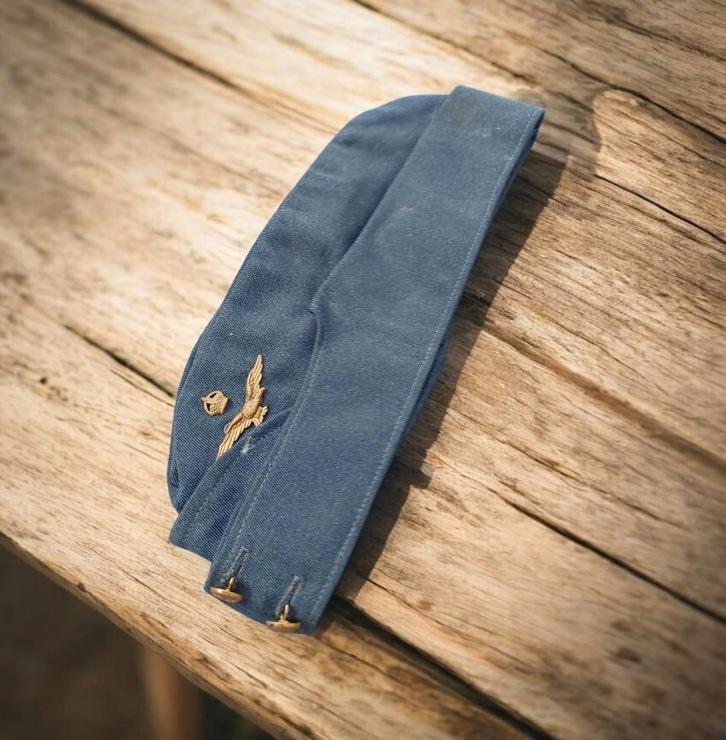 Britse WO2 RAF Officer side cap, Verzamelen, Militaria | Tweede Wereldoorlog, Ophalen of Verzenden