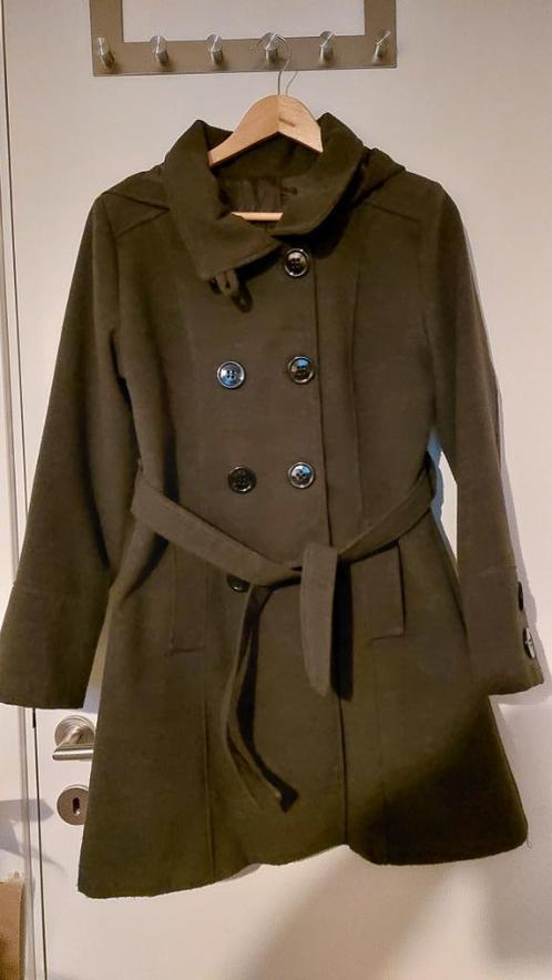 Grijze damesmantel met kap, Kleding | Dames, Jassen | Winter, Gedragen, Maat 38/40 (M), Grijs, Ophalen of Verzenden
