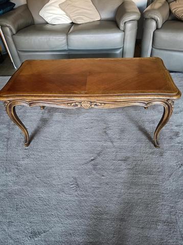 Salontafel beschikbaar voor biedingen