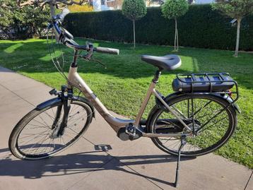 Vélo Trek District+ 3, Fietsen en Brommers, Elektrische fietsen, Ophalen, Gebruikt, Overige merken