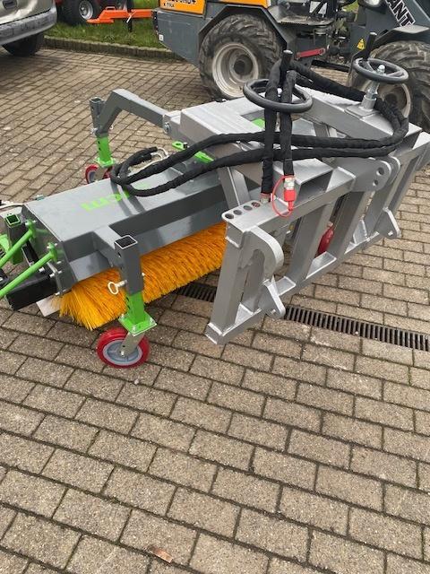 veegmachine voor heftruck kniklader tractor nieuw, Doe-het-zelf en Bouw, Reinigingsmachines, Ophalen