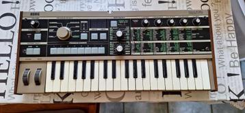 Korg microkorg synthesizer/vocoder beschikbaar voor biedingen