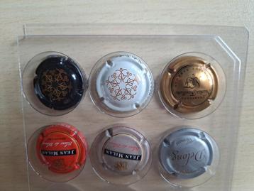 Champagnecapsules  beschikbaar voor biedingen