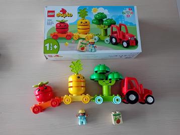 Duplo fruit- en groentetractor beschikbaar voor biedingen