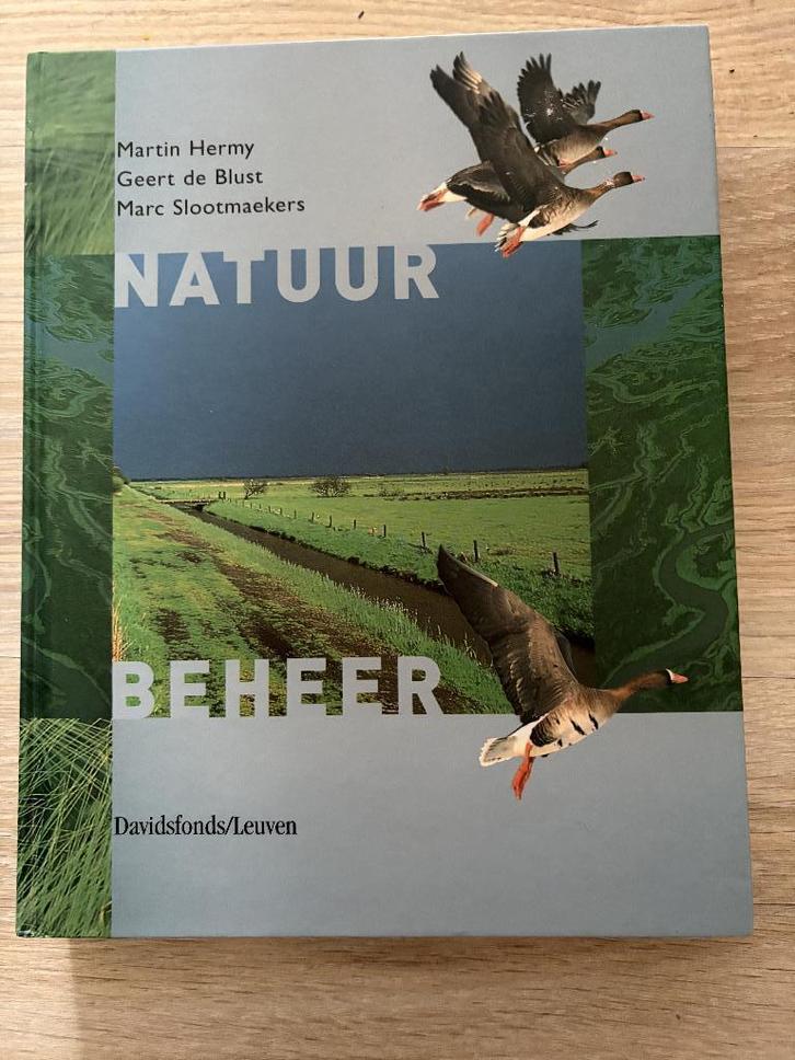 Boek Natuurbeheer in Vlaanderen, Boeken, Natuur, Zo goed als nieuw, Ophalen of Verzenden
