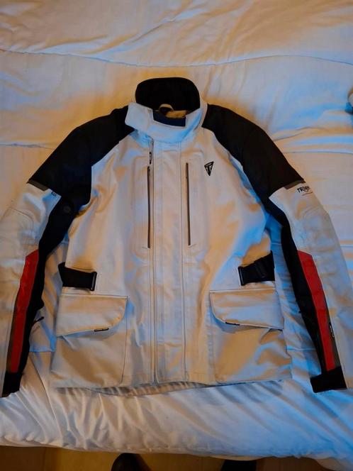Triumph 3 delig motorpak bijna nieuwstaat, Motoren, Kleding | Motorkleding, Ophalen