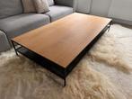 salontafel walnoot en smoked glas, Huis en Inrichting, Tafels | Salontafels, Glas, 50 tot 100 cm, Design, 150 tot 200 cm