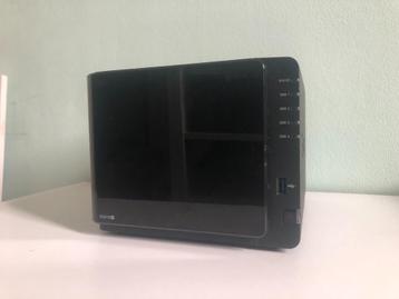 NAS Synology DS916+ (mise à niveau de 8 Go de RAM) + disque, Enlèvement ou Envoi, Comme neuf, Synology, SATA