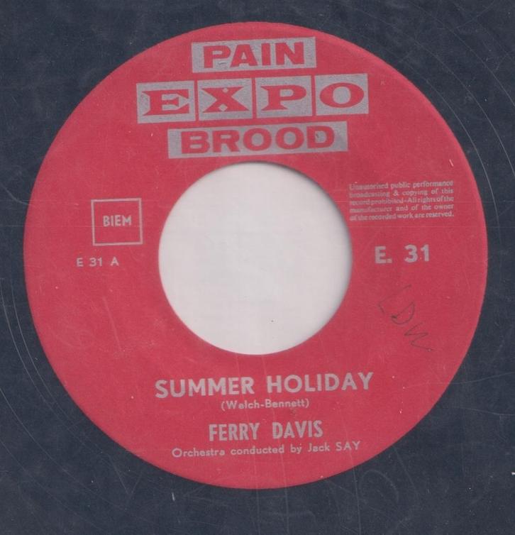 Ferry Davis – Summer holiday / Bobby Sitting – Loop de loop, CD & DVD, Vinyles Singles, Utilisé, Single, Pop, 7 pouces, Enlèvement ou Envoi