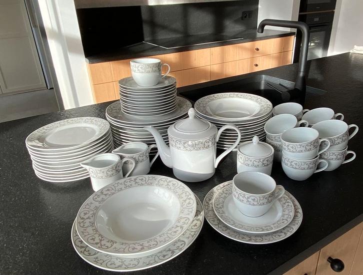 12 pers landelijk eet/ koffieservies totaal 64 stuks, Huis en Inrichting, Keuken | Servies, Ophalen