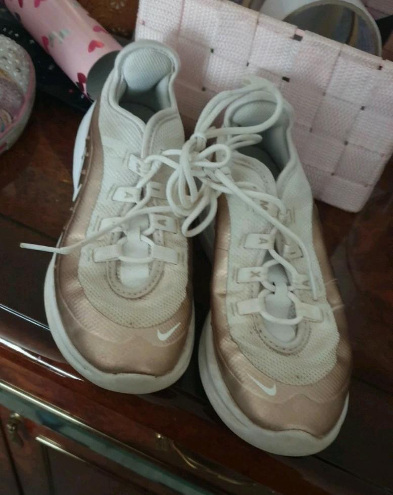 Basket Nike 33, Enlèvement ou Envoi, Utilisé