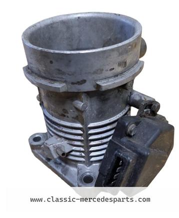 Gasklephuis Mercedes v8 D-jetronic 350 / 450  beschikbaar voor biedingen