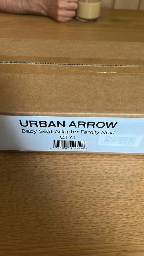 Urban arrow baby seat adapter family next, Fietsen en Brommers, Fietsaccessoires | Buggydragers, Nieuw, Ophalen