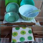 Set NIEUWE kunststof dippe borden + NIEUW tafelkleed, Enlèvement ou Envoi, Neuf, Autres matériaux, Récipient(s)