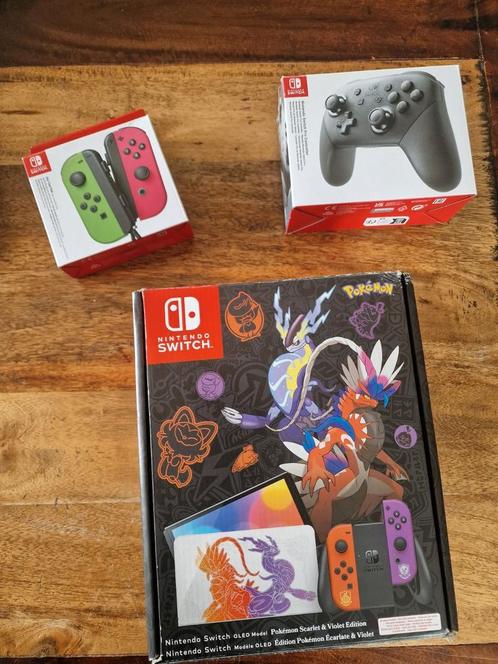 Mooie Nintendo Switch OLED, Pokémon Scarlet en Violet, Games en Spelcomputers, Spelcomputers | Nintendo Switch, Zo goed als nieuw