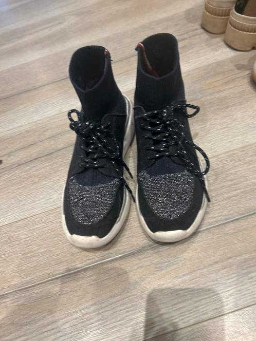 Tommy Hilfiger Sock Sneakers EU 37, Sport en Fitness, Basketbal, Zo goed als nieuw, Schoenen, Verzenden