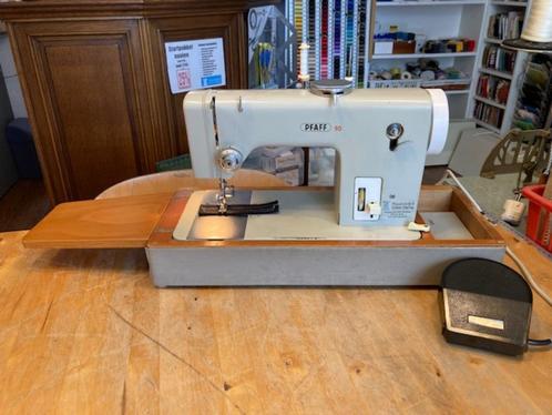 Pfaff 90 - sterke naaimachine voor zware materialen, Hobby en Vrije tijd, Naaimachines en Toebehoren, Gebruikt, Naaimachine, Pfaff
